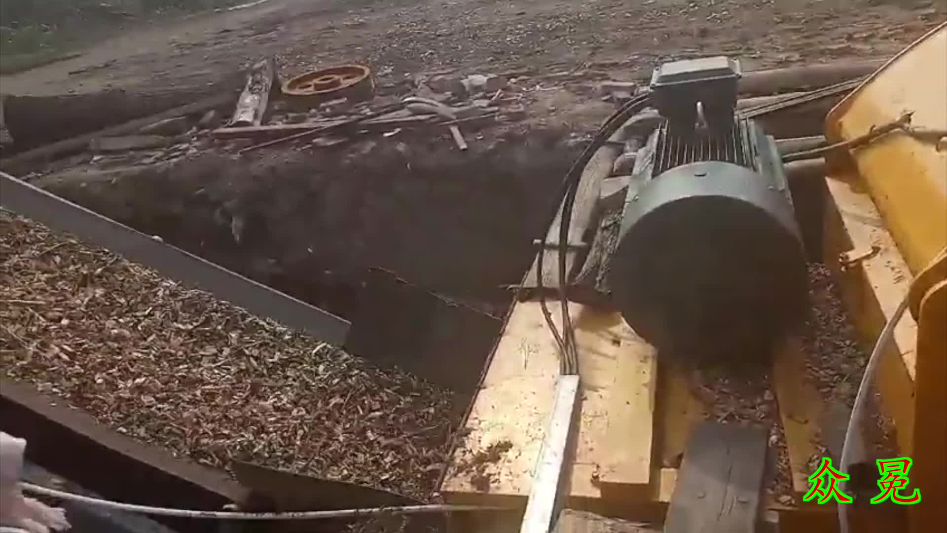 园林树枝粉碎机